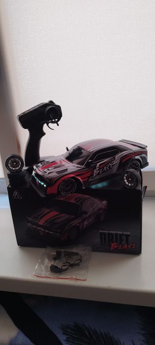 Дрифт Машинка Dodge Challenger 1:16 з Super Led і 4WD