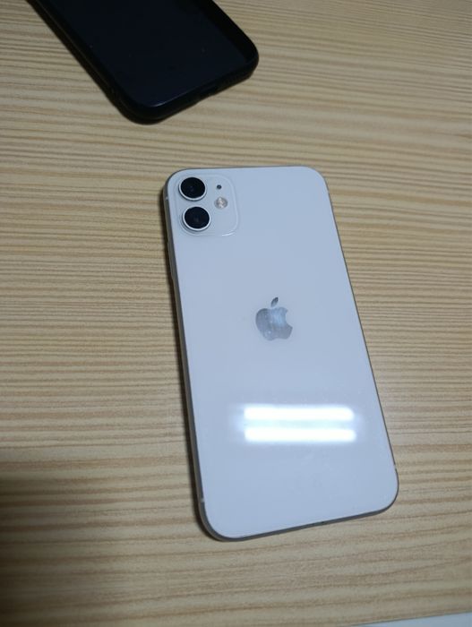 TROCO Iphone 11 + samsung a52 5G