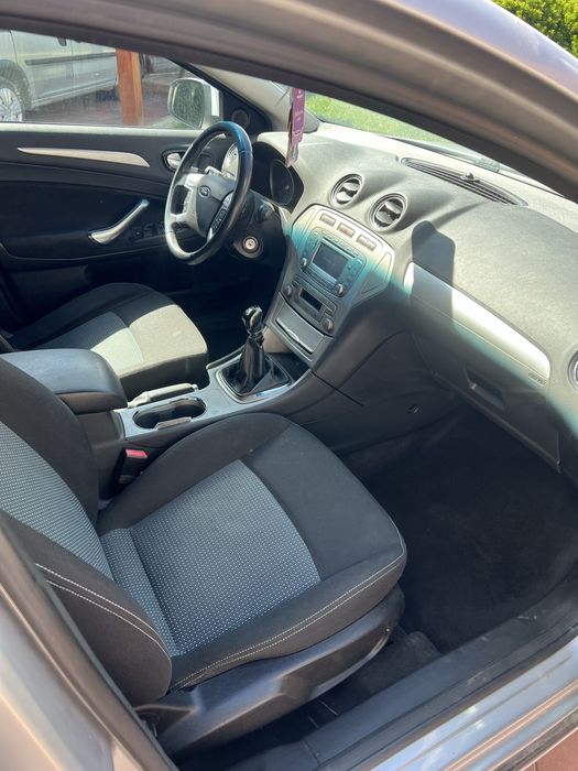 FORD MONDEO 1.8 дизель