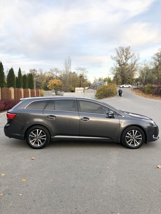 Toyota Avensis 15г