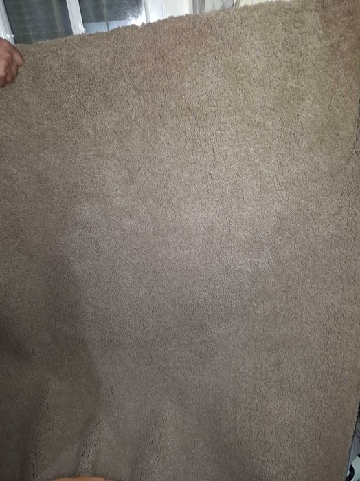 Tapete bege ótimo estado