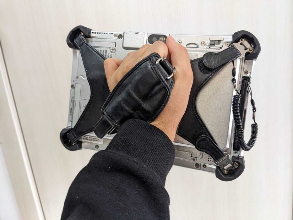 10 штук для військових завдань - PANASONIC ToughPad FZ-G1 MK4