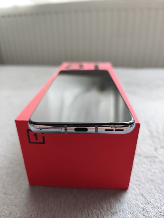 OnePlus 8t Lunar Silver