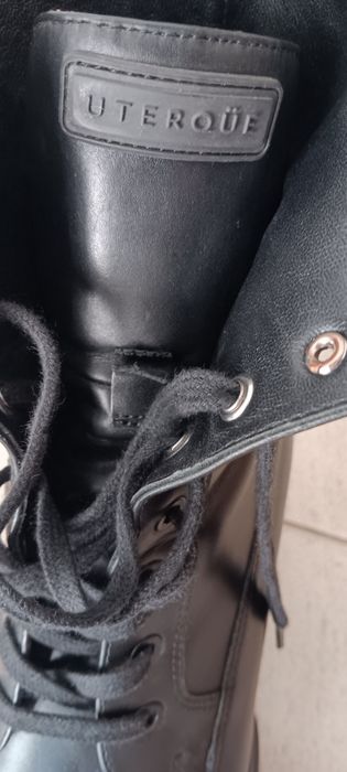 Botas de senhora em couro