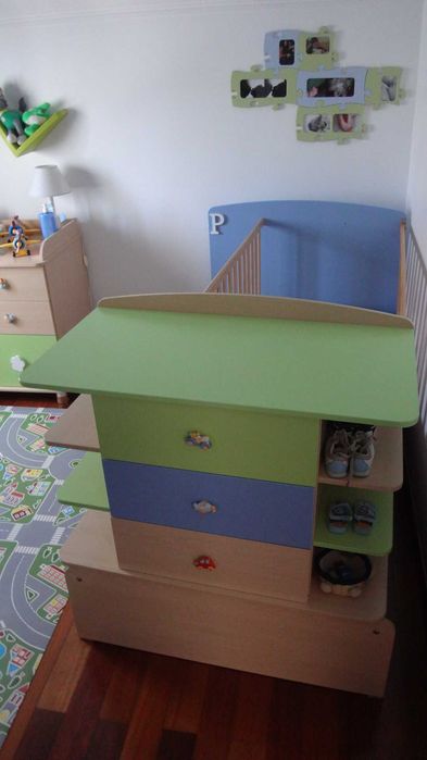 Berço, cama de bébé e cómoda MICUNA
