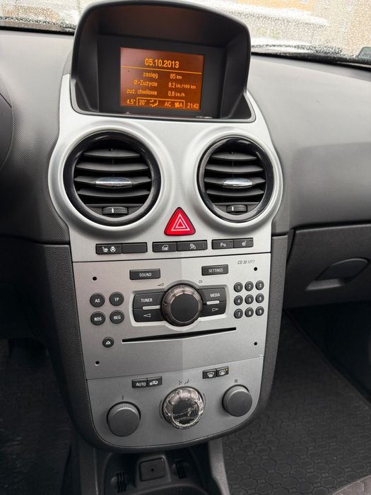 Opel Corsa 2013  1,4