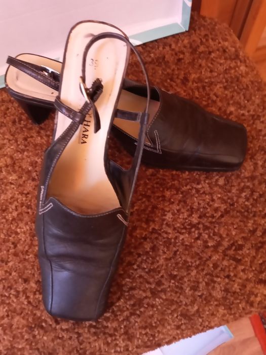 Туфлі чорні  натуральна  шкіра