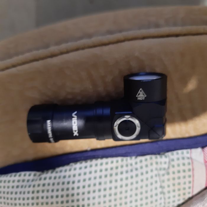 Павербанк, ліхтарик,батарейки