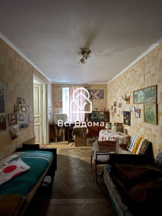 Продаж житлового будинку