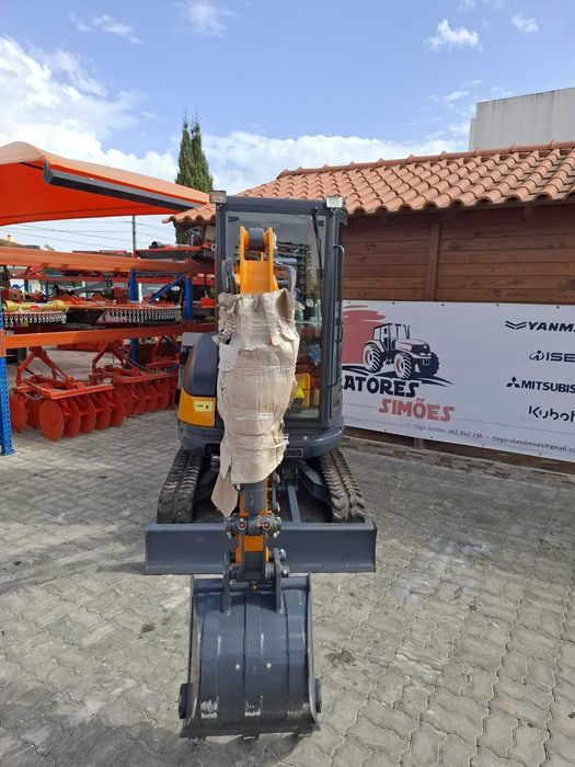 Giratória CAPTOK CK30 2.2 TON nova | 2026 | Cabinada