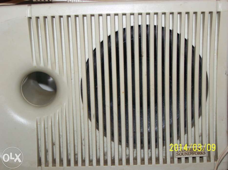 PC works amplificador e colunas