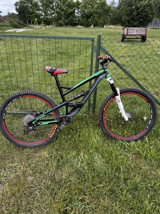 Sprzedam rower yt capra 2017