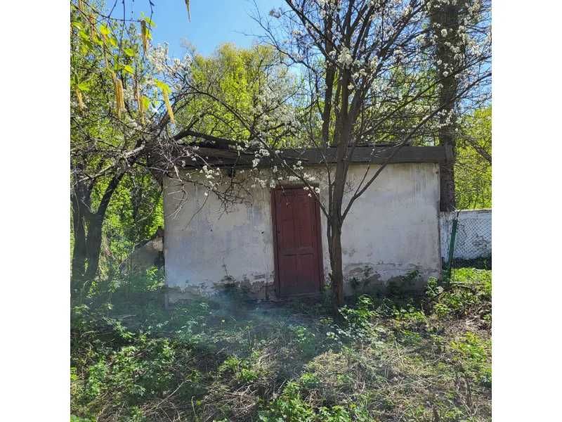 Продаж майнового комплексу 531 м² (адмінбудівля + гараж + склад) вул. Миру, 4