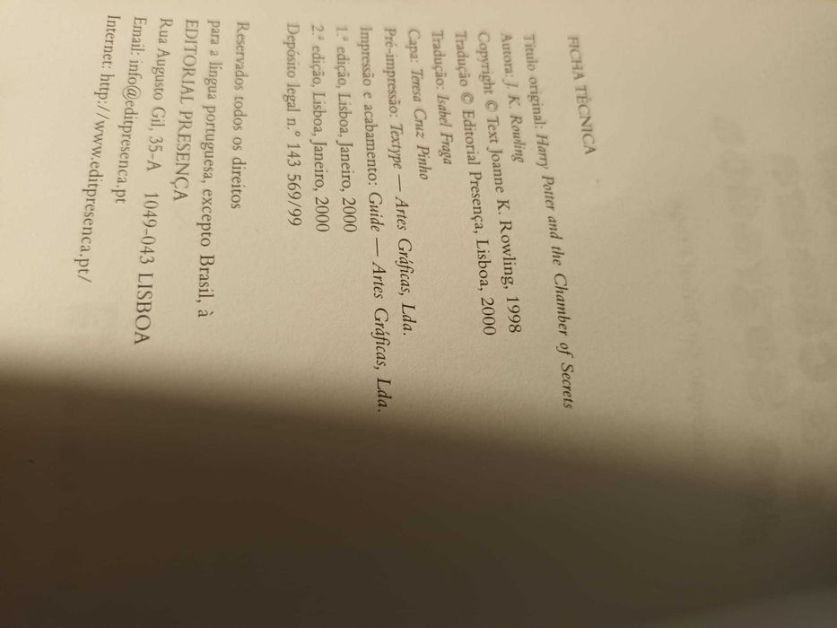 "Harry Potter e a Câmara dos Segredos" por J. K. Rowling
