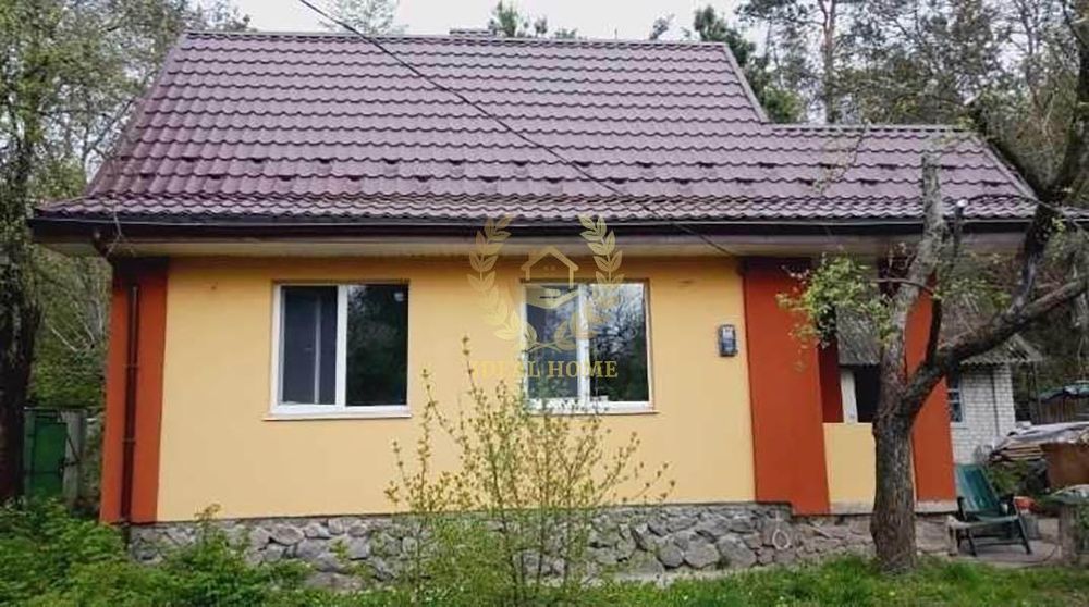Проадється гарний будинок в Гатное