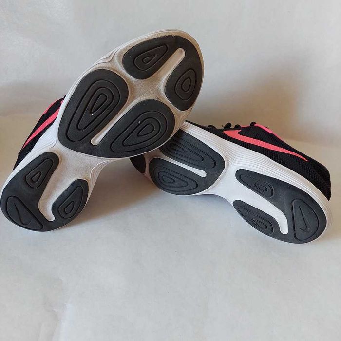 Ténis "Nike" nº36 Semi Novos