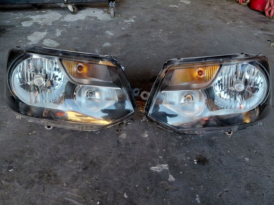 Фари на Volkswagen  T5 GP