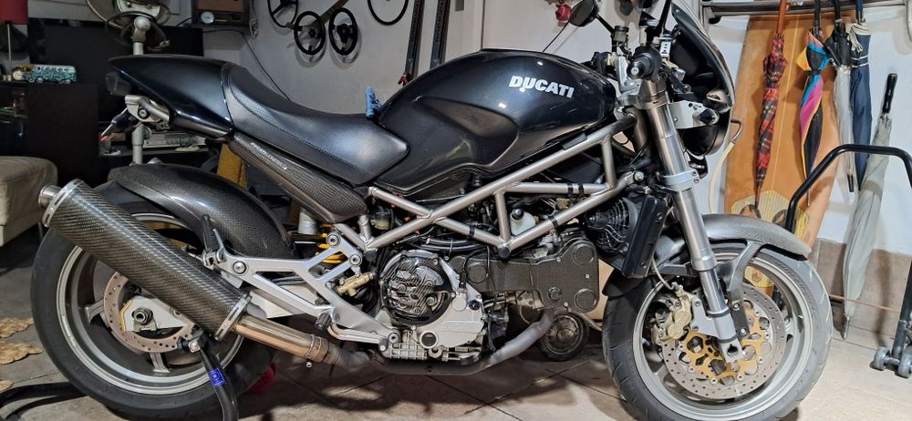 Ducati monster S4
