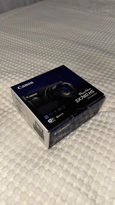 Продаю Canon PowerShot SX740 HS у відмінному стані. Як новий
Потужний 40x оптичний зум (дуже сильне наближення)
20.3 МП камера
Зйомка в