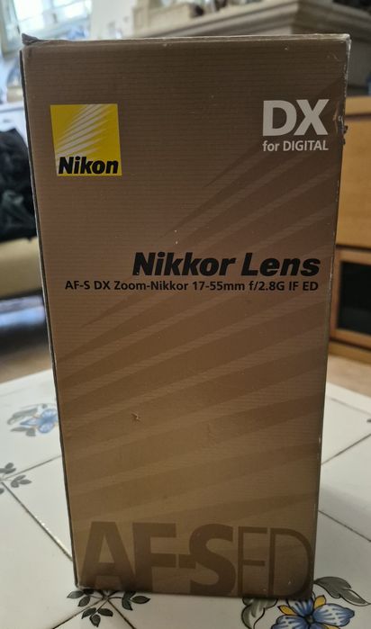 Nikon 17-55 2.8 caixa