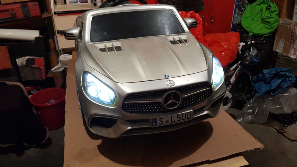 Samochód dla dzieci Mercedes