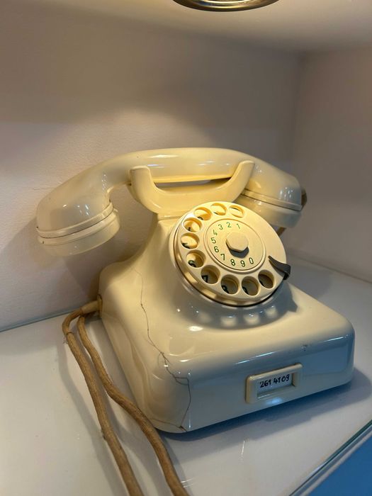 Piękny telefon retro
