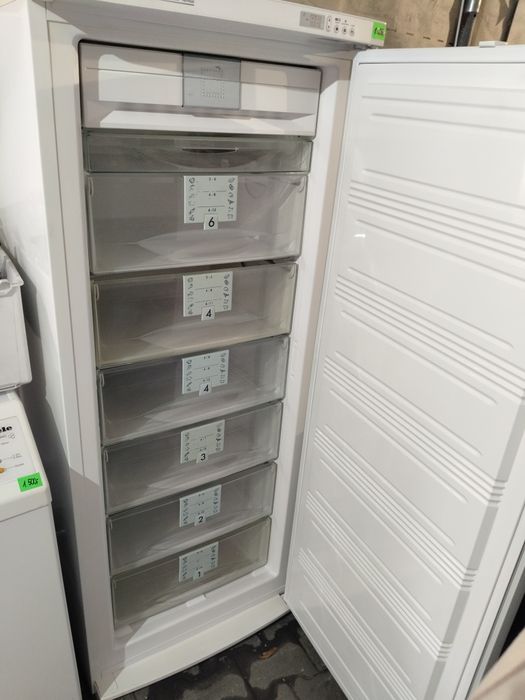 Zamrażarka Liebherr No Frost / 280 litrów