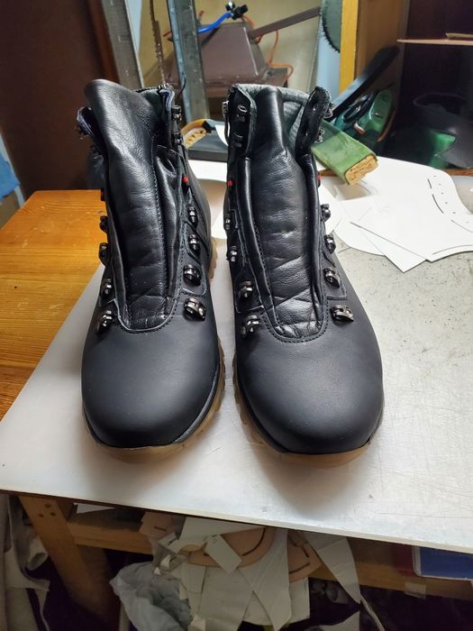 Шиємо взуття на замовлення
