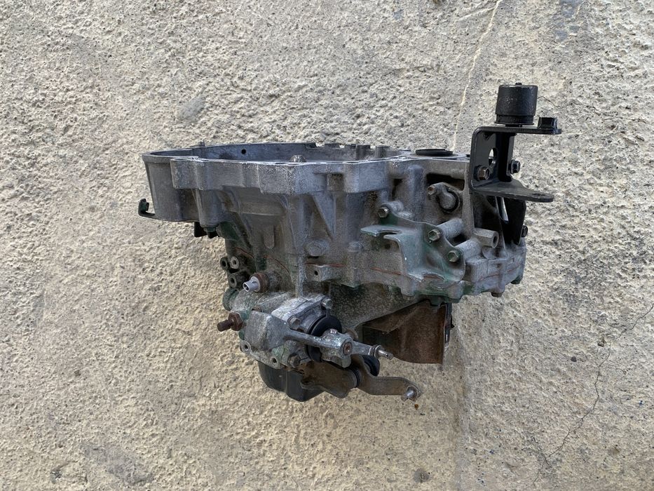 КПП Toyota Avensis D4D 2004