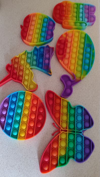 Продам набор игрушки антистресс 6 шт. Pop it..