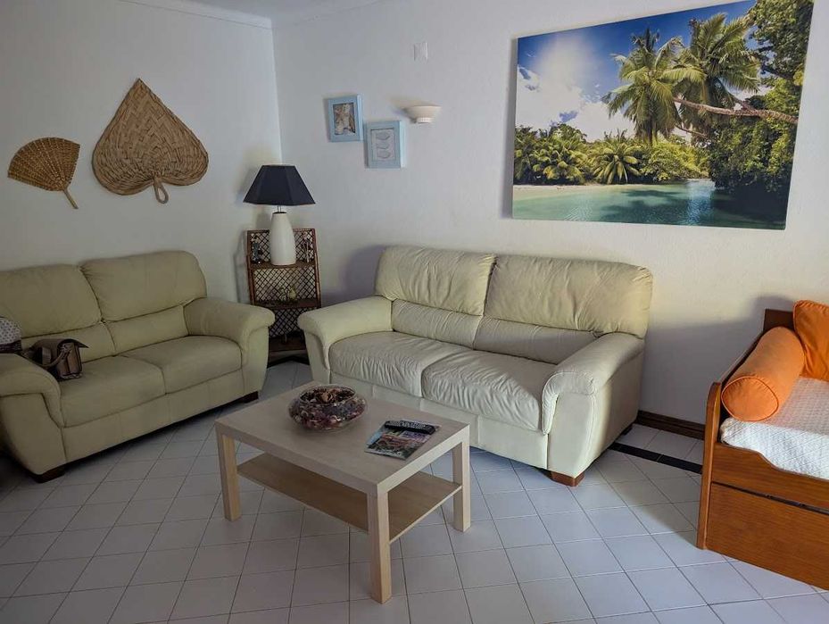 Apartamento T1 para ferias a 300mts da Praia dos Salgados e Galé