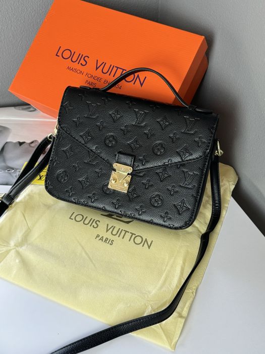 Жіноча сумка Louis Vuitton через плечо женская сумка кроссбоди луи виттон пошет клатч