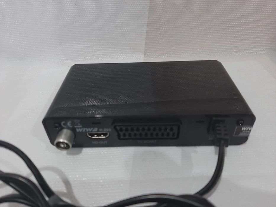 Tuner DVB-T2 WIWA H.265