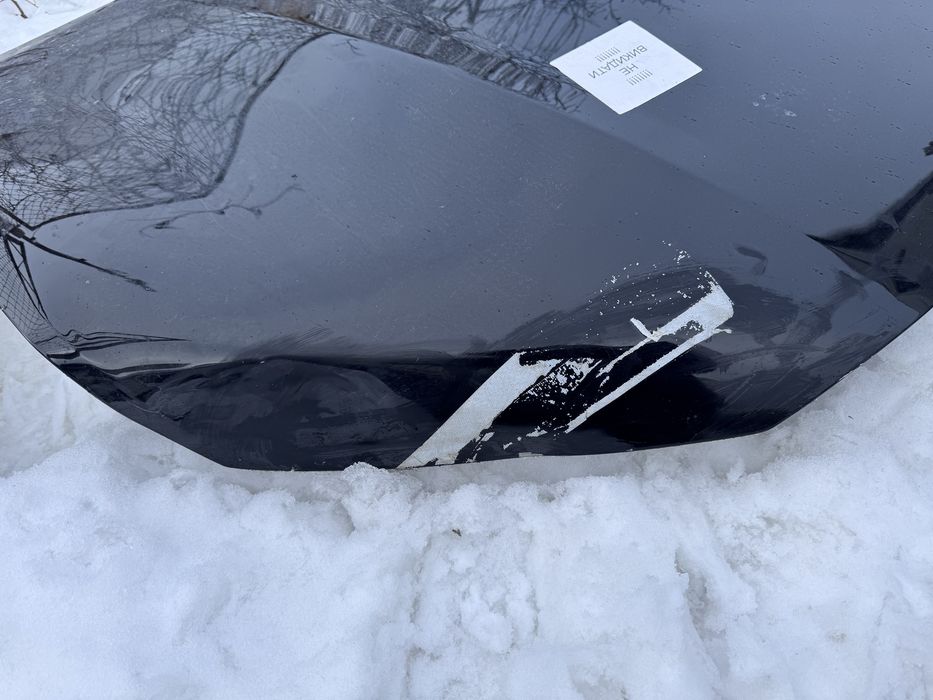 Капот Ford Mustang Mach-e