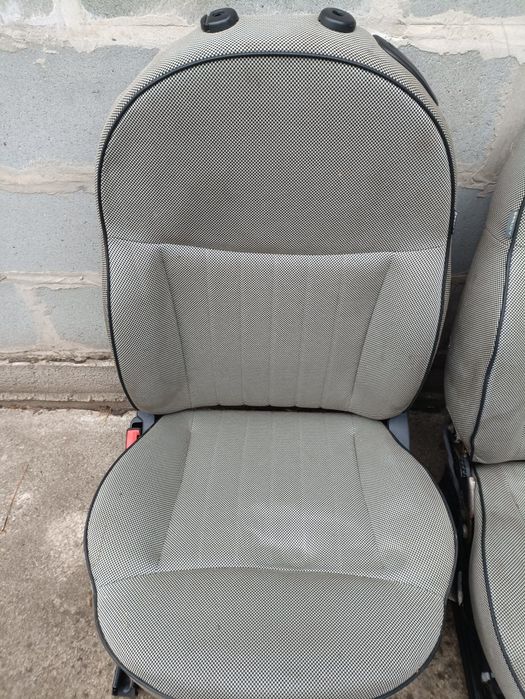 Автомобильные сиденья