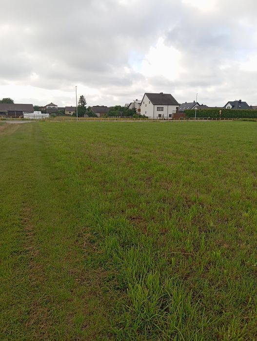 Atrakcyjne działki budowlane 10 arów Jeziorko blisko Łomży