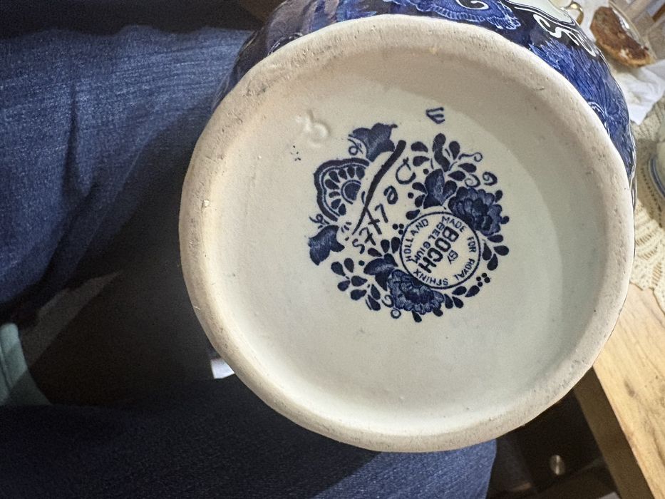 Wazon porcelanowy