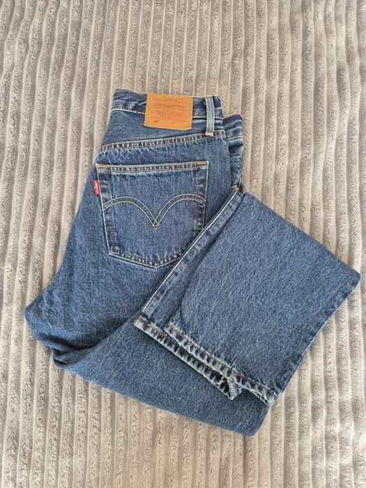 Джинси жіночі від Levis