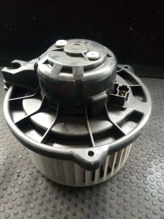 Motor da chauffage / sofagem TOYOTA Avensis Sedan (_T22_)