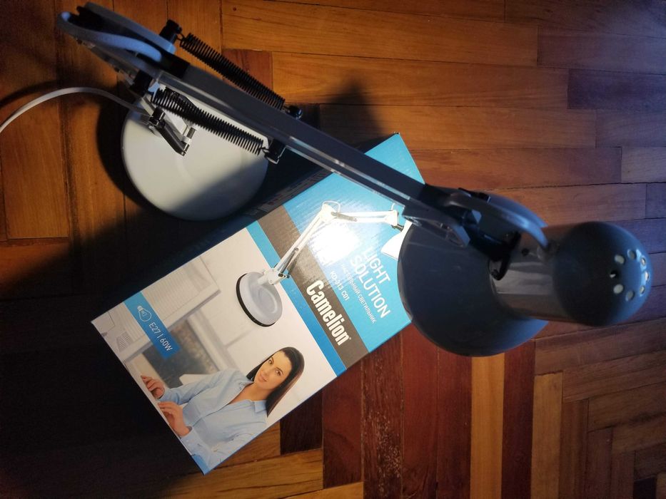 Наст. лампа Camelion KD-313 c01 металл сеть 220 цоколь Е27 новая