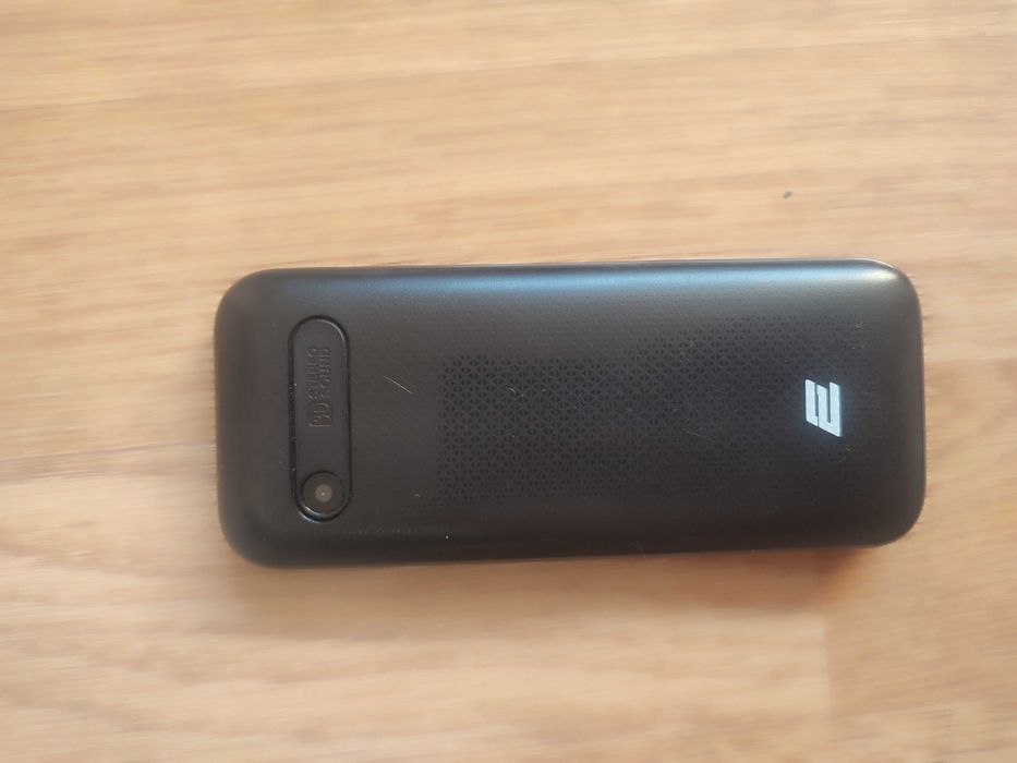 Мобільний телефон Sigma E240