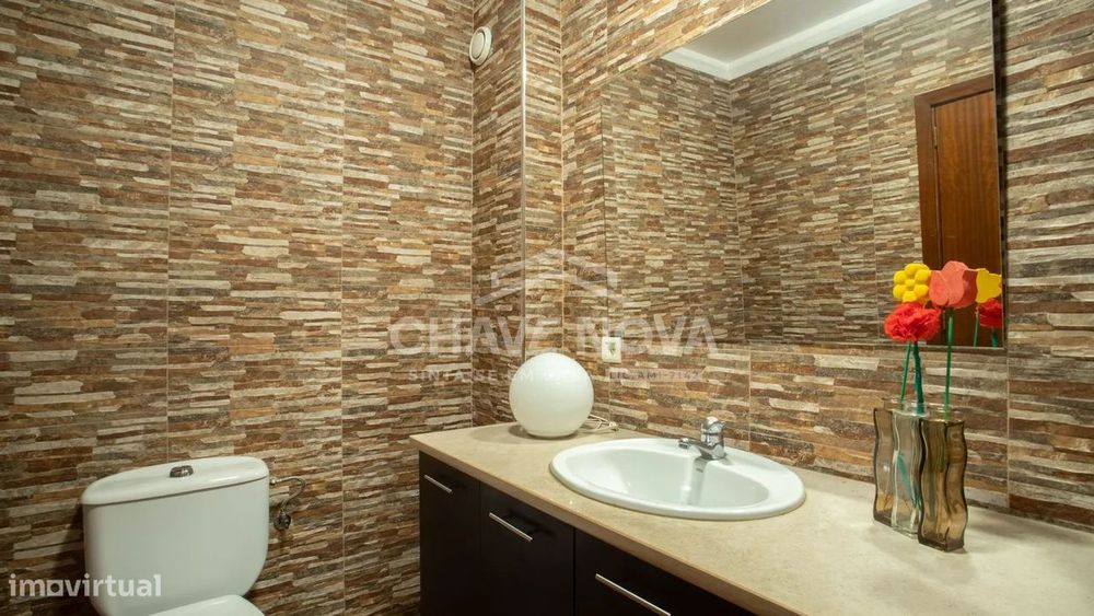 Apartamento T3 c/ Vistas Mar e Garagem Box em Canidelo