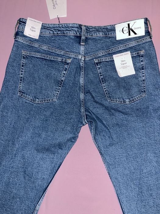 Wyprzedaż spodnie męskie Calvin Klein Jeans.