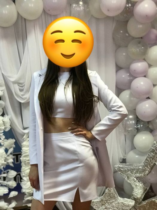 Костюм (топ, пітжак, спідниця) білий