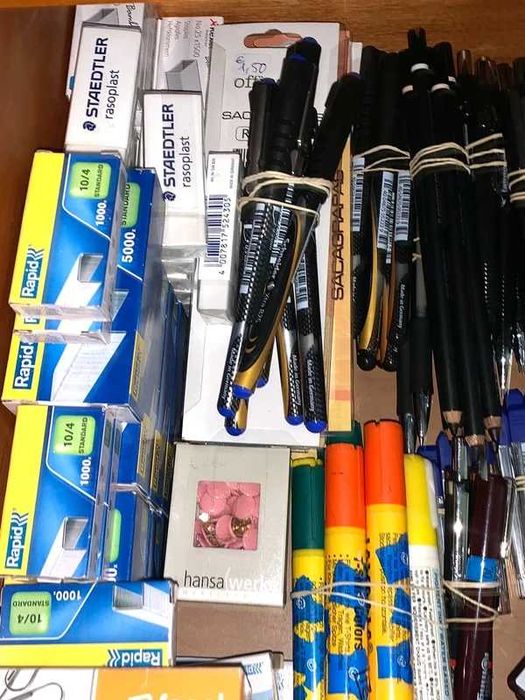 Lote Material Escolar (descrição)