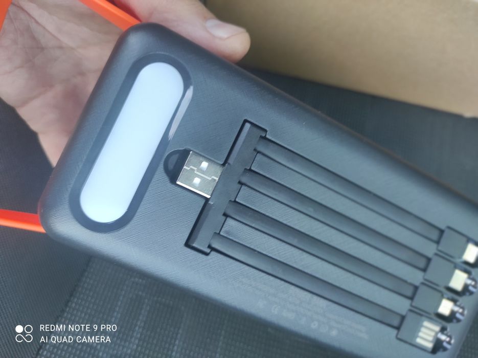 Надпотужний повербанк 120000mAh