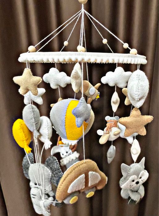 Продам мобіль ручної роботи