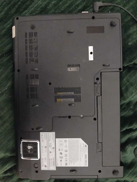 Laptop MSI GE600
