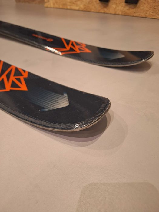 Skis Salomon QST 85