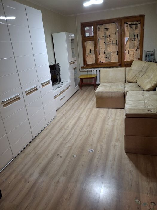 Сдаётся 2х ком-я квартира на ул. Небесной сотни 43